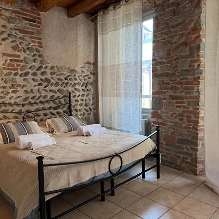 Houseberg Pignolo 8 Bergamo