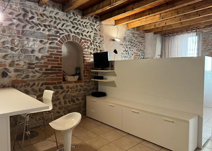 アパート Houseberg Pignolo 8 ベルガモ